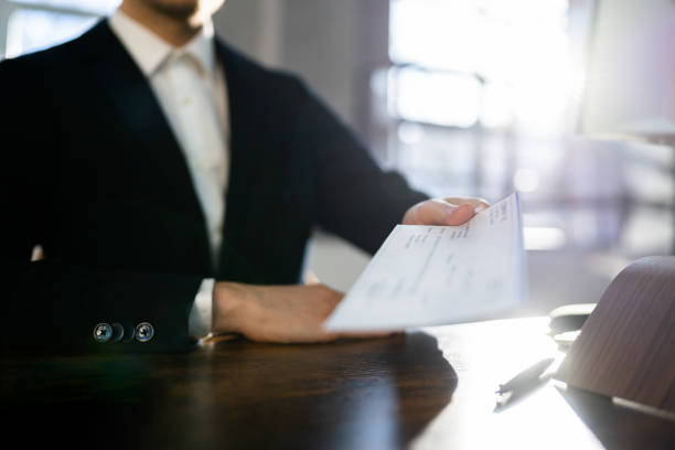 Finding Best Cheque Bounce Lawyer in Ghaziabad for Cases